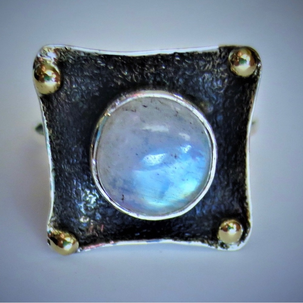 Sterling Silver Rainbow Moonstone Two Tone Gemstone Ring Size 8.5